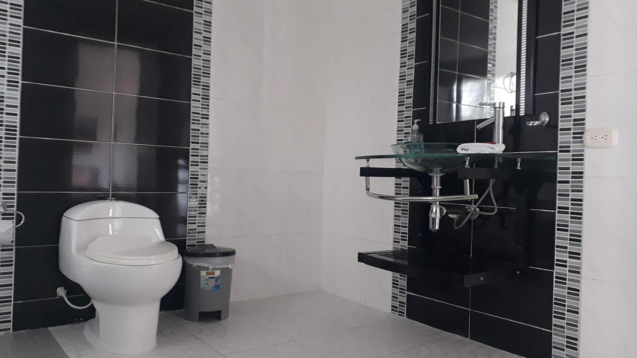 Hotel Boutique Ceiba Real Gigante 外观 照片