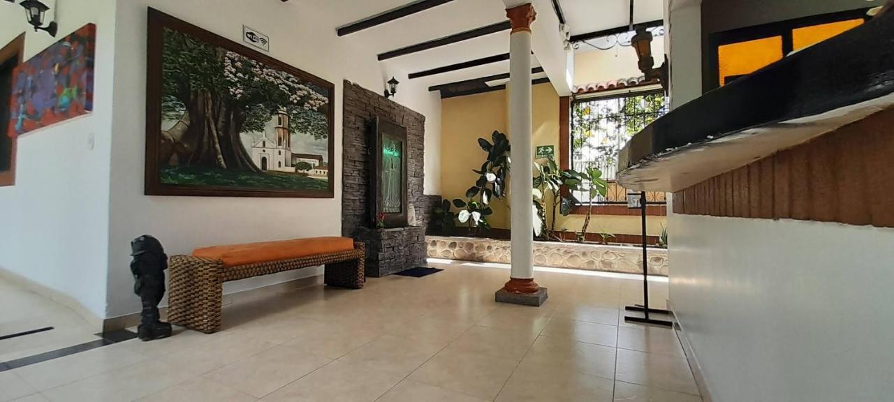 Hotel Boutique Ceiba Real Gigante 外观 照片